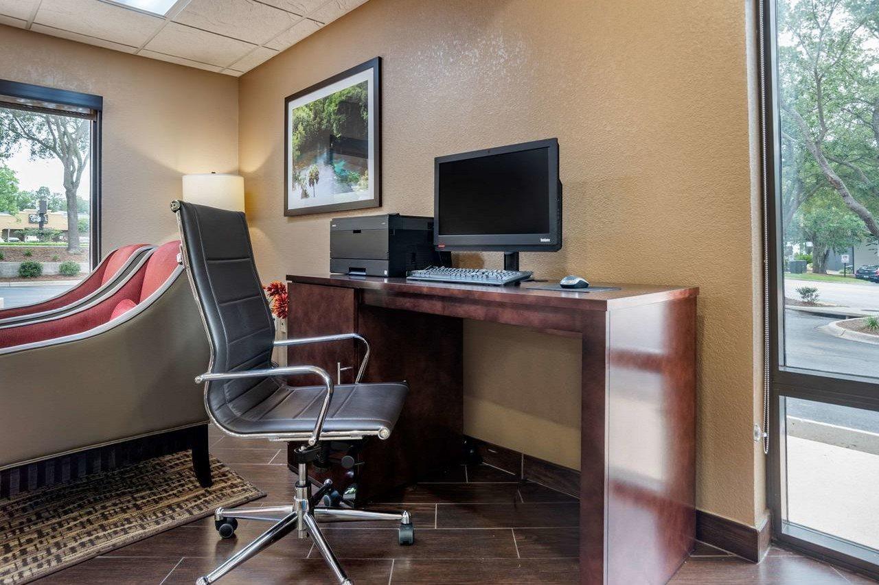 Comfort Suites Tallahassee Capitol - University Area Exteriér fotografie