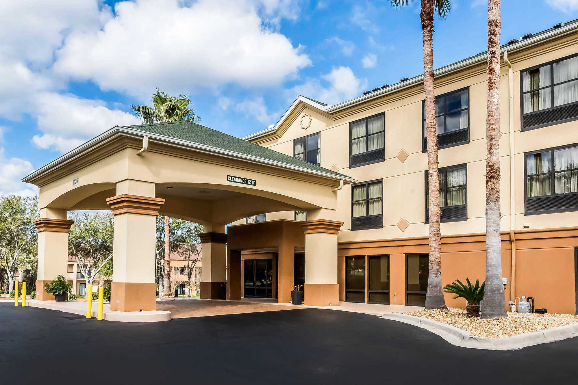 Comfort Suites Tallahassee Capitol - University Area Exteriér fotografie